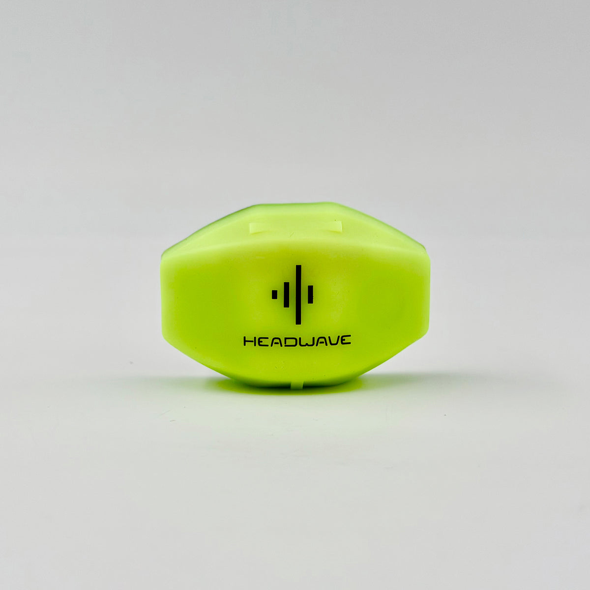 TĀG 2.0 - the speaker for your ski and snowboard helmet